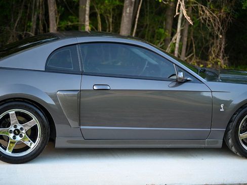 Used 2003 Ford Mustang Cobra RWD image 8