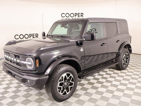 Used 2023 Ford Bronco Outer Banks image 11