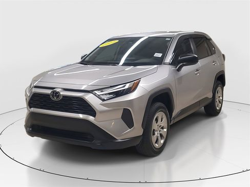 Certified 2023 Toyota RAV4 LE image 3