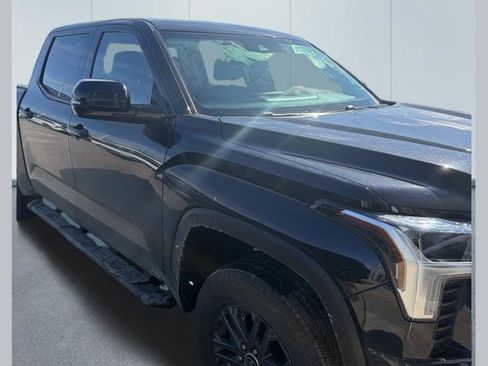 Used 2024 Toyota Tundra SR5 w/ SR5 Convenience Package image 1