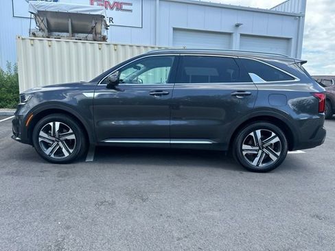 Used 2023 Kia Sorento EX AWD/4WD image 2
