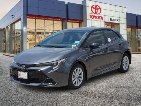 Certified 2026 Toyota Corolla SE FWD image 2
