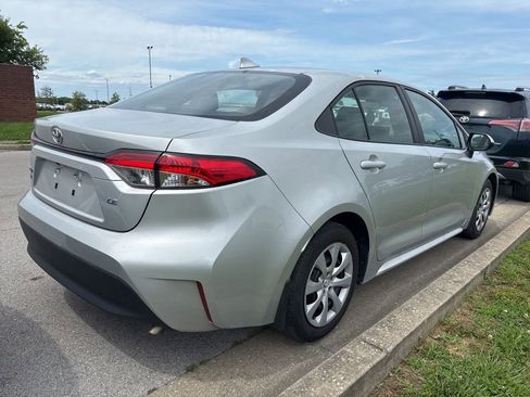 Used 2024 Toyota Corolla LE FWD image 3