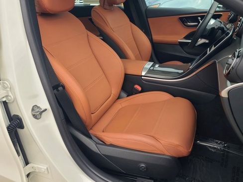 Used 2023 Mercedes-Benz C 300 4MATIC Sedan image 11