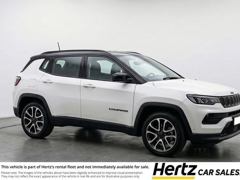 Used 2025 Jeep Compass Limited AWD/4WD image 1