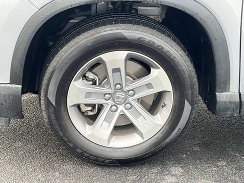 Used 2025 Honda Pilot EX-L image 11