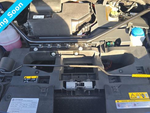 Used 2021 Volkswagen ID.4 Pro S w/ Gradient Package image 15