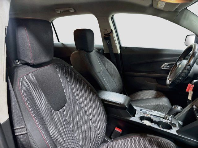 Used 2017 Chevrolet Equinox LS FWD image 23
