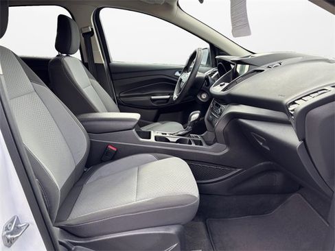 Used 2018 Ford Escape SE w/ SE Sync 3 Package image 15