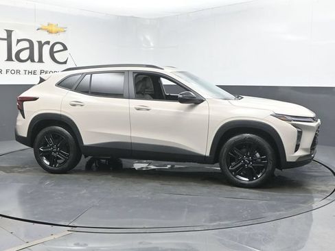 New 2026 Chevrolet Trax ACTIV w/ Driver Confidence Package FWD image 1