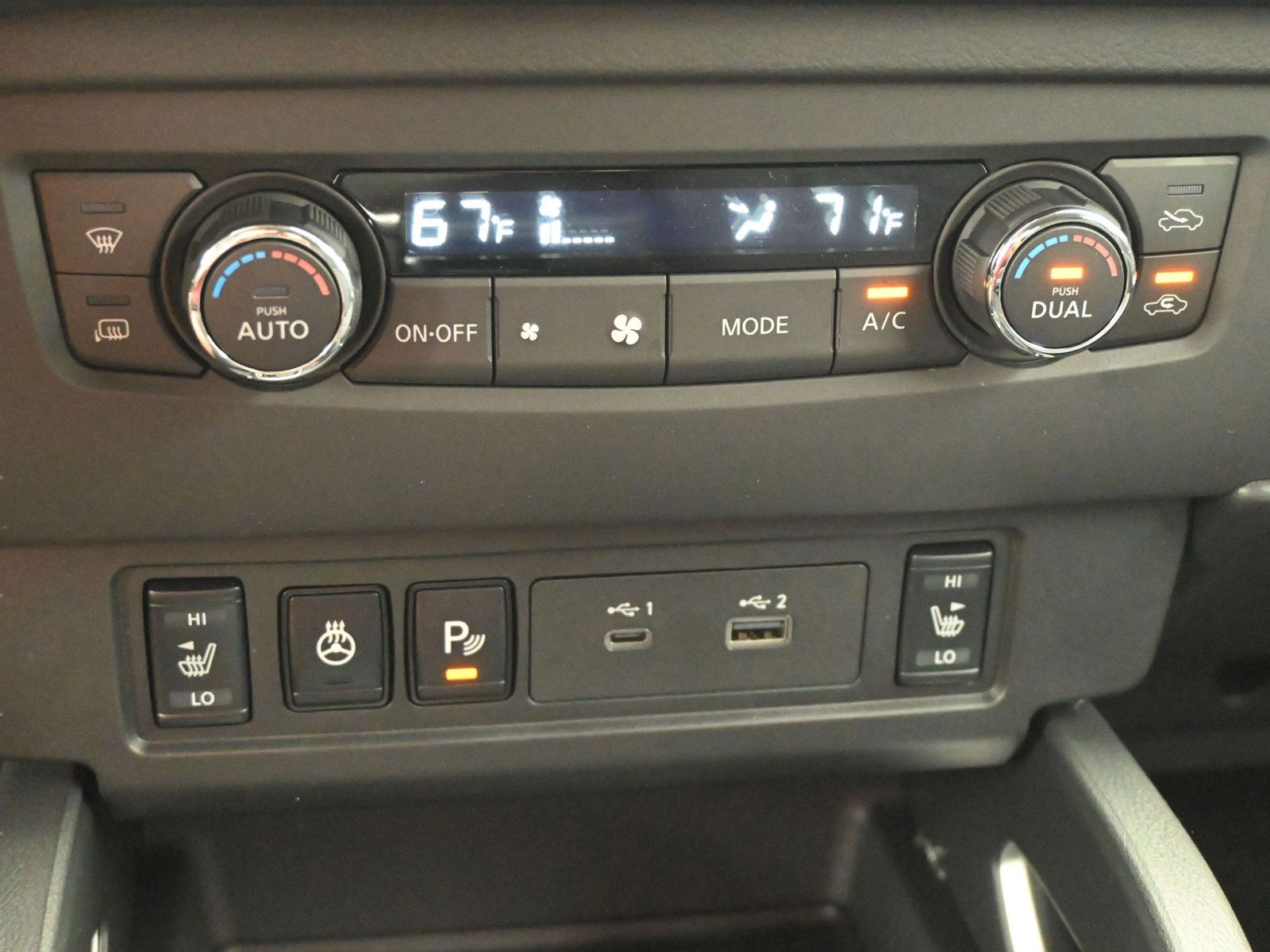 Certified 2025 Nissan Frontier SV w/ SV Convenience Package RWD image 18