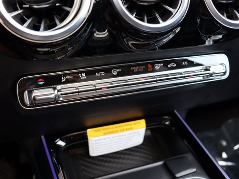 New 2025 Mercedes-Benz GLA 250 GLA 250 image 43