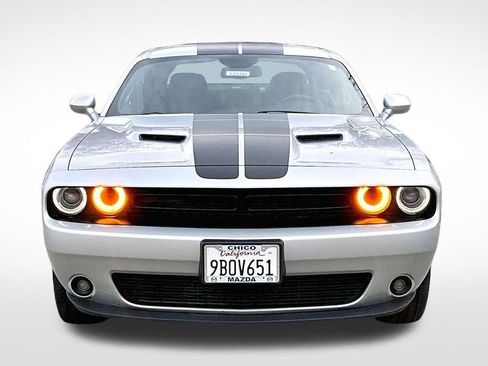 Used 2022 Dodge Challenger SXT w/ Driver Convenience Group image 2