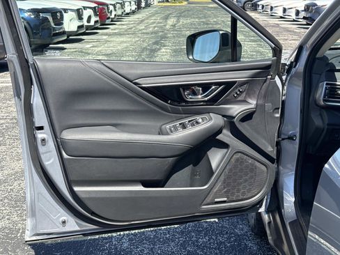 Used 2024 Subaru Outback Limited image 41