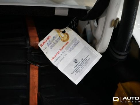 Used 1987 Porsche 911 Carrera RWD image 45