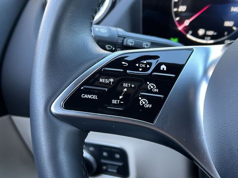 Certified 2025 Mercedes-Benz GLA 250 4MATIC image 30