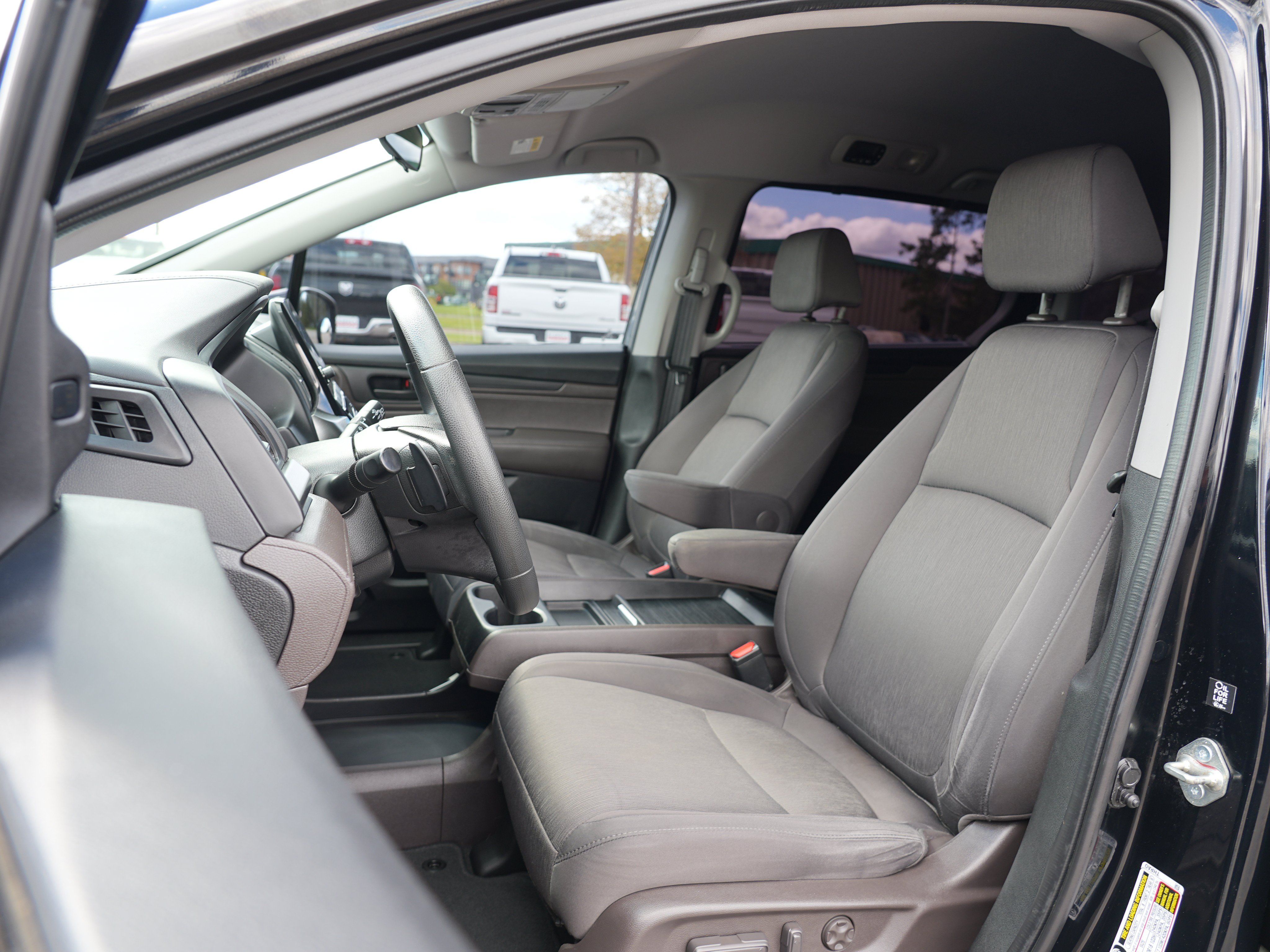 Used 2019 Honda Odyssey EX image 9