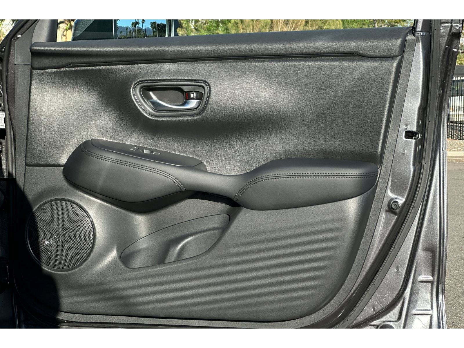Used 2027 Honda HR-V LX image 21