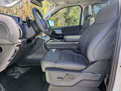 New 2025 Ford Expedition Max Active image 23