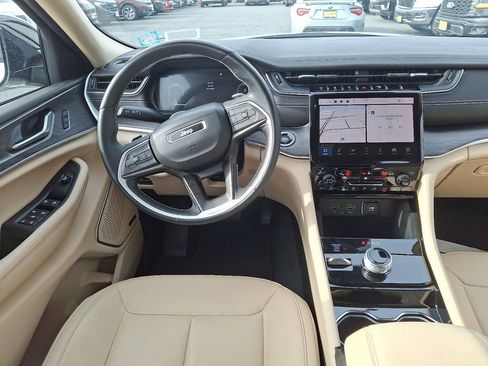 Certified 2022 Jeep Grand Cherokee L Limited image 21