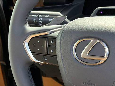 New 2026 Lexus RZ 450e AWD image 18