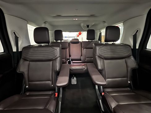 New 2026 Ford Expedition Max Platinum image 34
