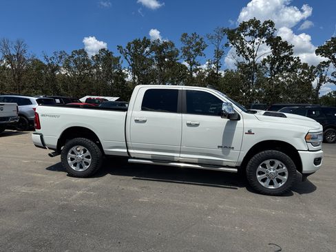 Used 2023 RAM 2500 Laramie AWD/4WD image 4
