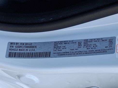 Used 2021 RAM 1500 Laramie AWD/4WD image 29