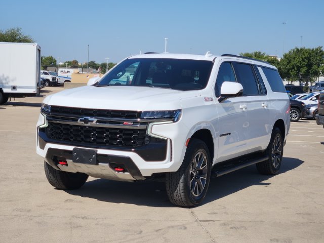 Used 2022 Chevrolet Suburban Z71 w/ Luxury Package AWD/4WD image 12