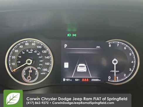 Used 2025 Genesis G70 2.5T image 22