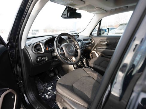 Used 2016 Jeep Renegade 75th Anniversary image 7