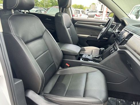 Used 2023 Volkswagen Atlas SE w/ Panoramic Sunroof Package FWD image 27