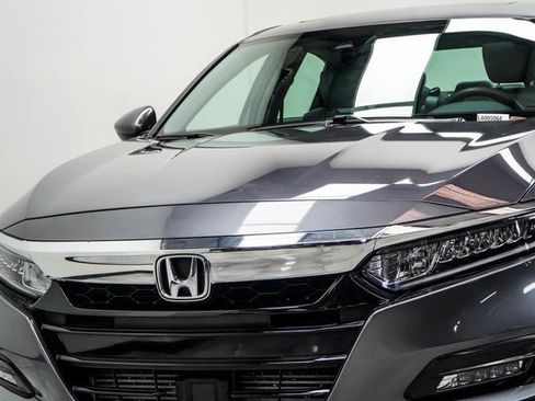 Used 2020 Honda Accord EX image 2