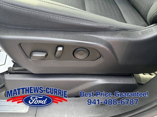 Used 2023 GMC Sierra 1500 Elevation w/ X31 Off-Road Package AWD/4WD image 9