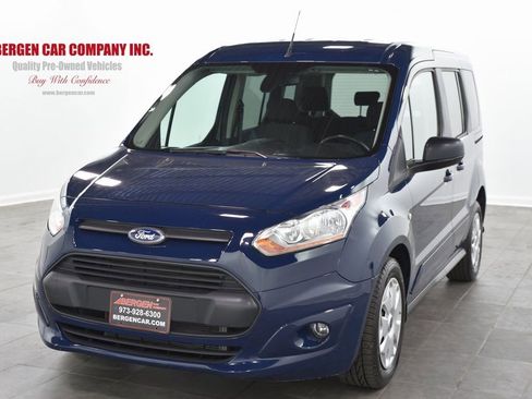 Used 2016 Ford Transit Connect XLT image 3