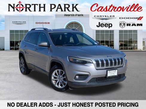 Certified 2019 Jeep Cherokee Latitude Plus w/ Comfort/Convenience Group image 1