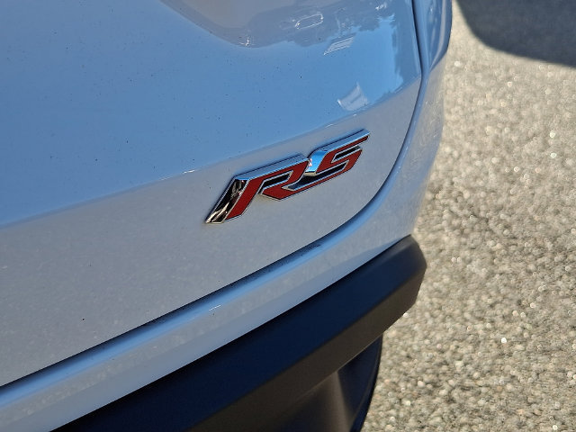 Used 2024 Chevrolet Trax RS w/ Sunroof Package FWD image 40