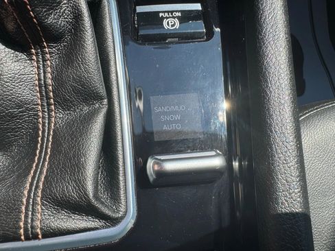 Used 2022 Jeep Compass Limited image 10