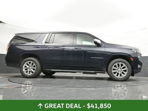 Used 2023 Chevrolet Suburban Premier image 32