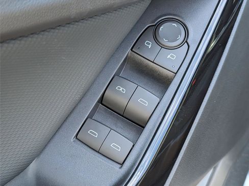 New 2026 Chevrolet Equinox LT FWD image 31