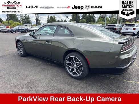 Used 2026 Dodge Charger Scat Pack AWD/4WD image 12