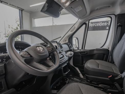 Used 2024 RAM ProMaster 3500 FWD image 6