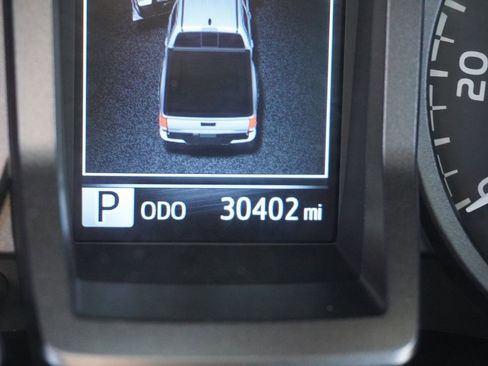 Certified 2023 Toyota Tacoma TRD Off-Road image 8