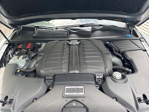 Used 2018 Bentley Bentayga Activity image 54