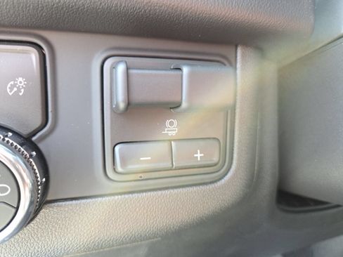 New 2026 GMC Yukon AT4 w/ AT4 Premium Plus Package AWD/4WD image 15