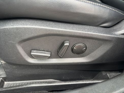 Used 2024 Ford Edge SEL image 22