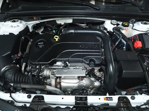 Used 2024 Chevrolet Malibu LT FWD image 33