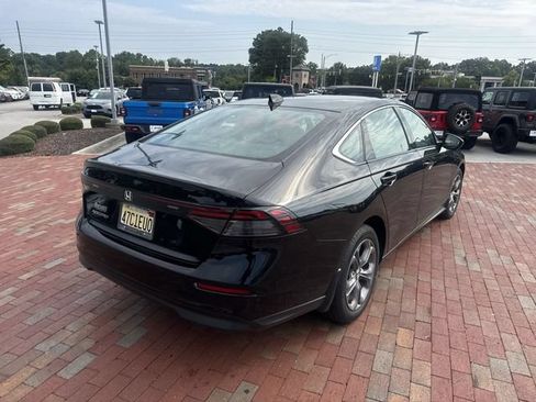 Used 2024 Honda Accord EX image 14