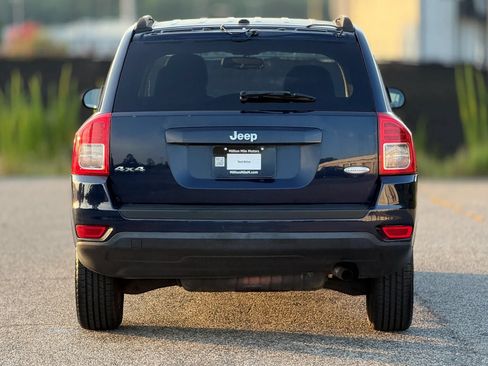 Used 2013 Jeep Compass Latitude AWD/4WD image 4