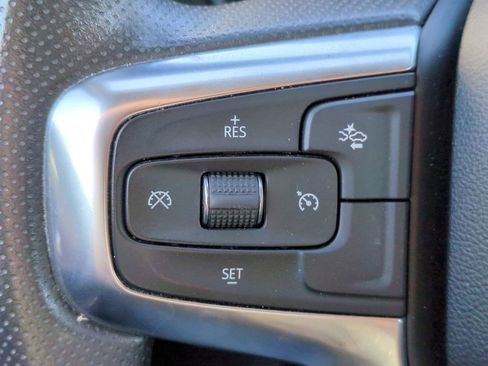 Used 2023 Chevrolet Blazer LT image 24